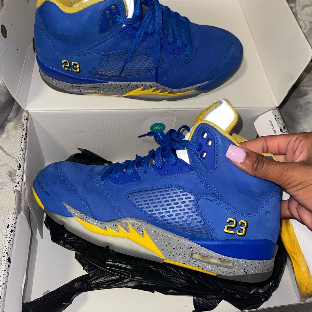 Jordan 5 Laney 2019